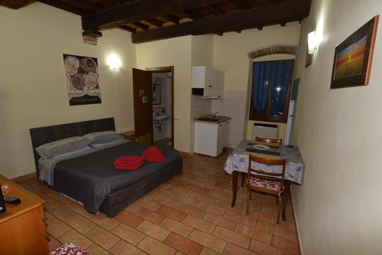 Via Della Posterna Apartment Spoleto Bagian luar foto