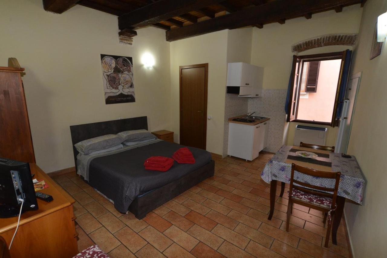 Via Della Posterna Apartment Spoleto Bagian luar foto
